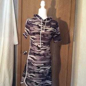 NWT very stunning midi camo dress with hood